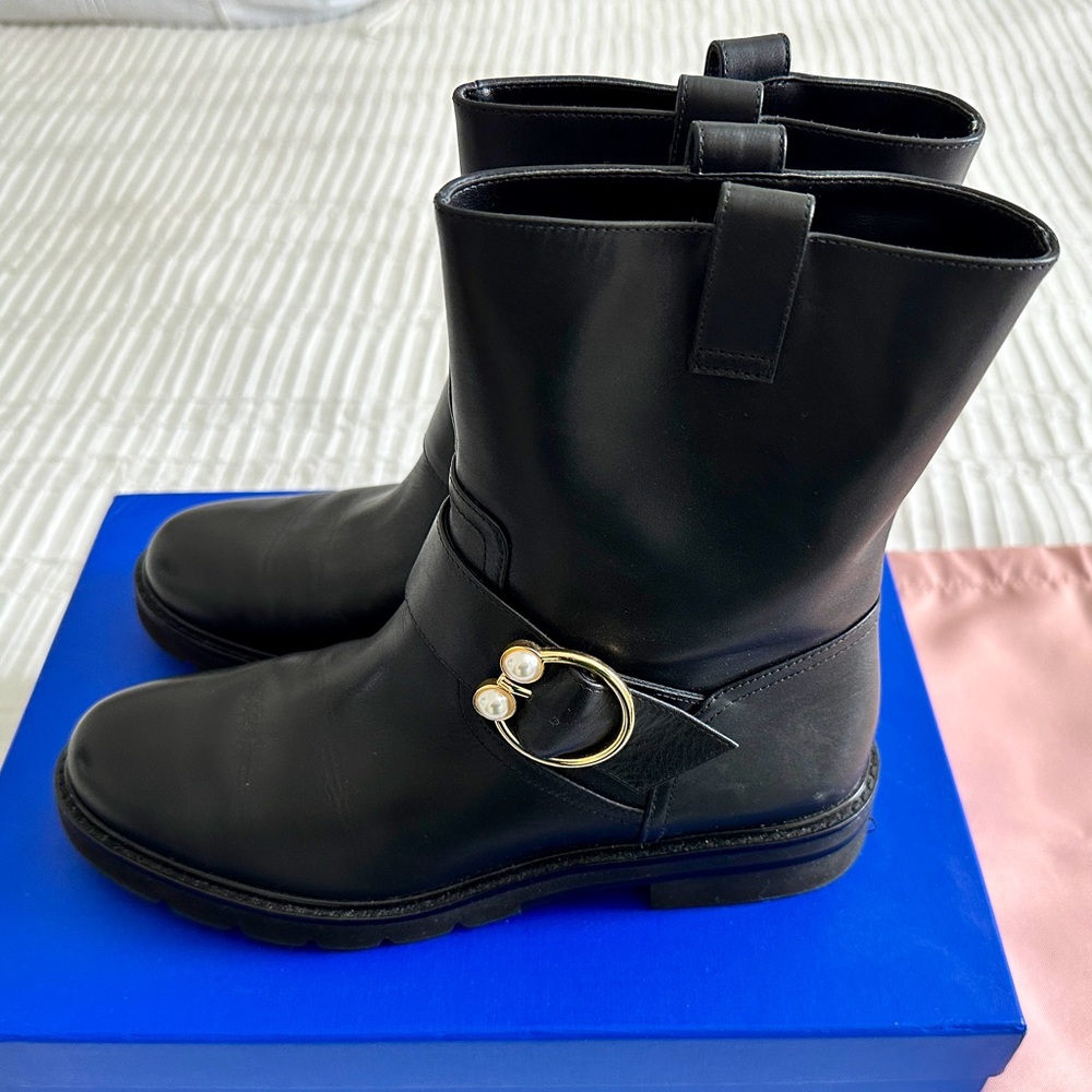 Stuart Weitzman Arlo Bootie Size 7 - image 1